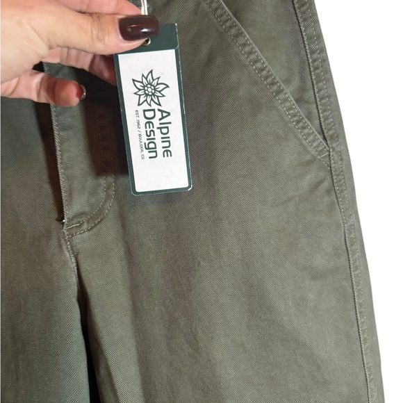 Alpine Design Barrel Pant – Women’s W2 – Vintage Olive – NWT - Picture 3 of 5